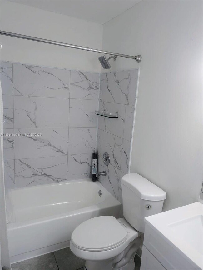 Foto del edificio - 22205 SW 103rd Ave