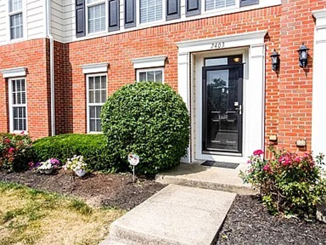 Foto principal - Experience Maintenance-Free Townhouse Livi...