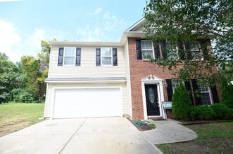 Building Photo - 2000 Lannigan Dr