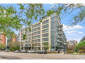 Building Photo - 720 N 4th St