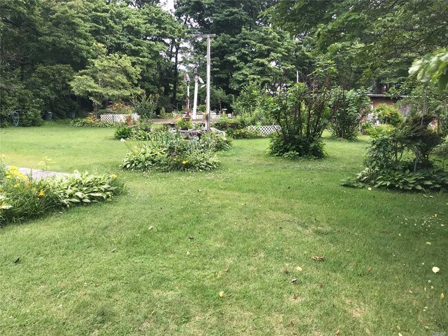 Foto del edificio - 136 Grandview Ln