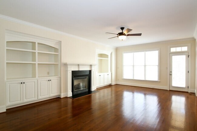 Foto del edificio - 7320 Capulin Crest Dr