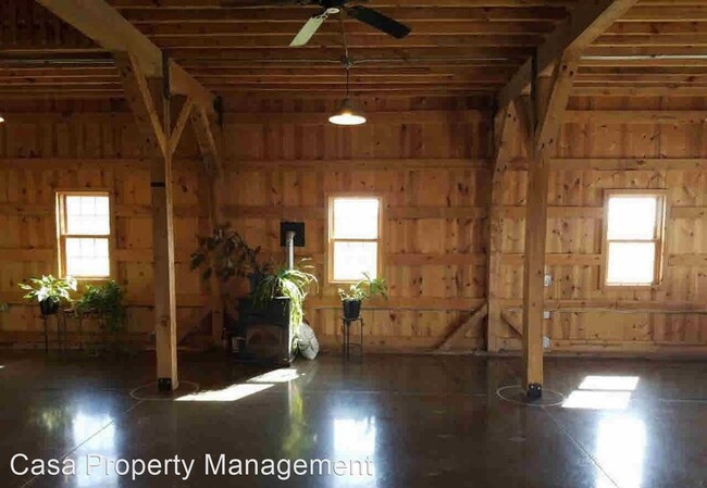 Building Photo - 3 br, 1 bath House - 10636 Wilderness Way
