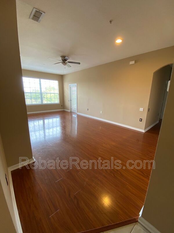 Foto del edificio - 7990 Baymeadows Cir E