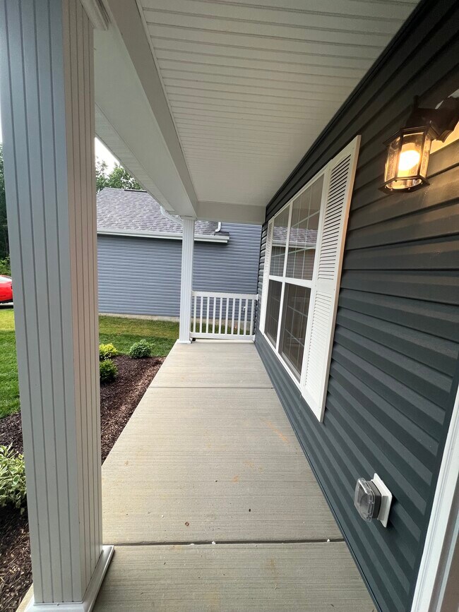 Building Photo - 719 Switchgrass Dr