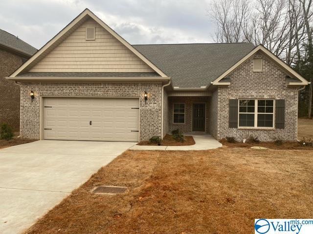 Primary Photo - 121 Grove Hill Cir