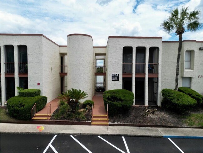 Building Photo - 524 Orange Dr