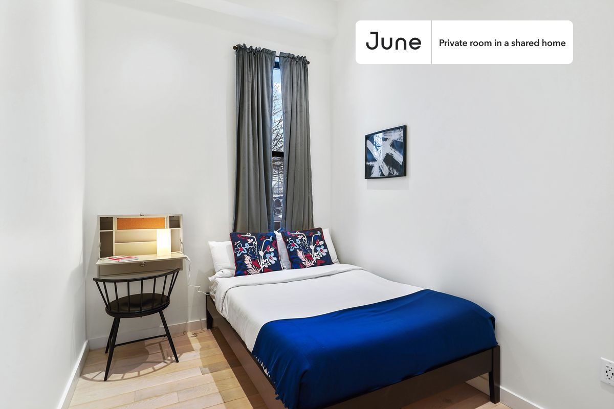 Primary Photo - Private bedroom in 6 bed/3 bath Home