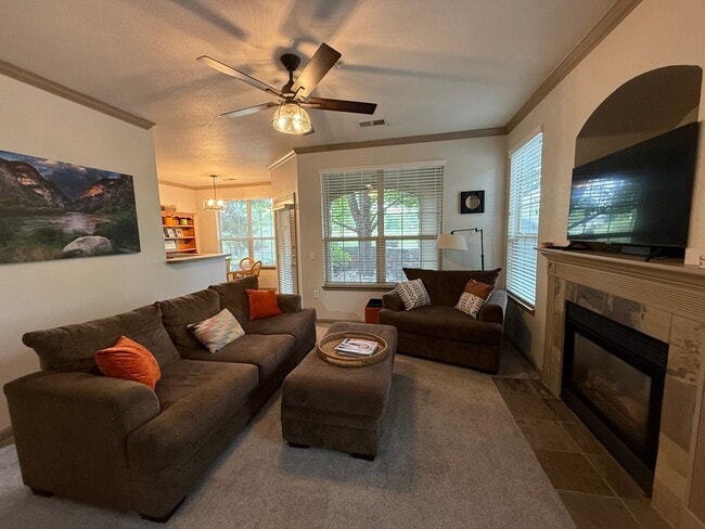 Building Photo - 2 Bed, 2 Bath Condo in Fort Collins - Foss...