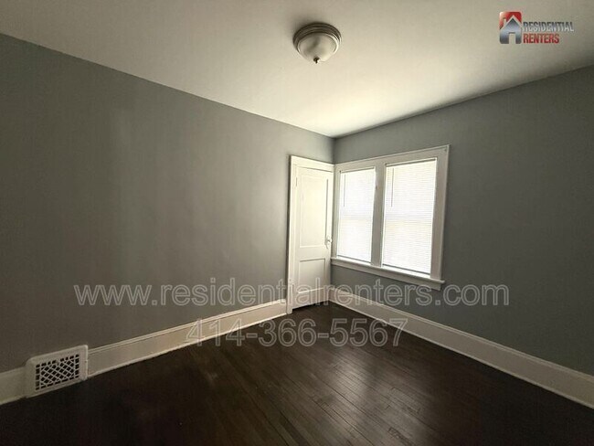 Foto del edificio - 2713 N 44th St