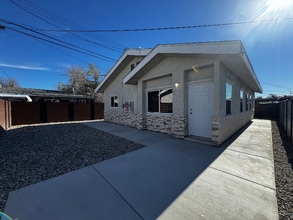 Building Photo - 7819 Golondrina Dr