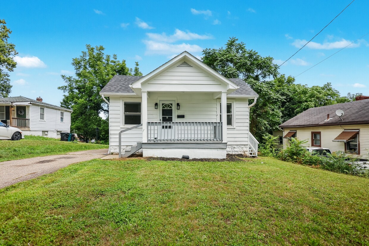 Photo - 3728 Standish Ave (Cincinnati, OH)