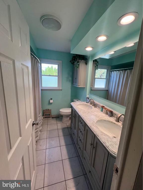 Foto del edificio - 214 Erford Rd