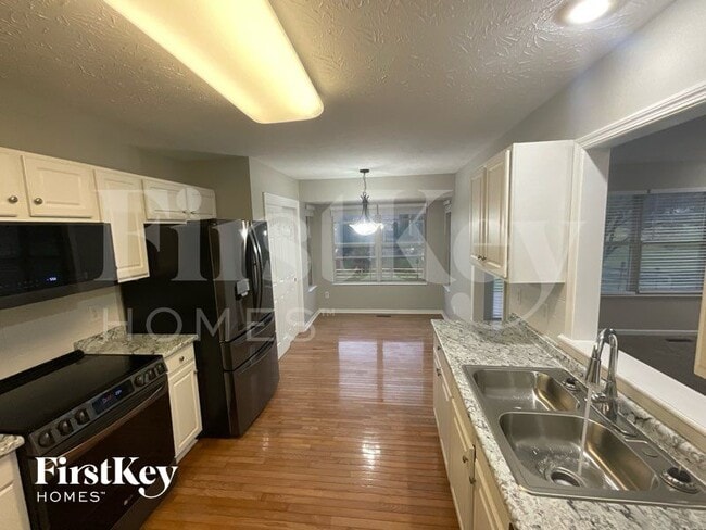 Building Photo - 5416 Shady Meadows Dr