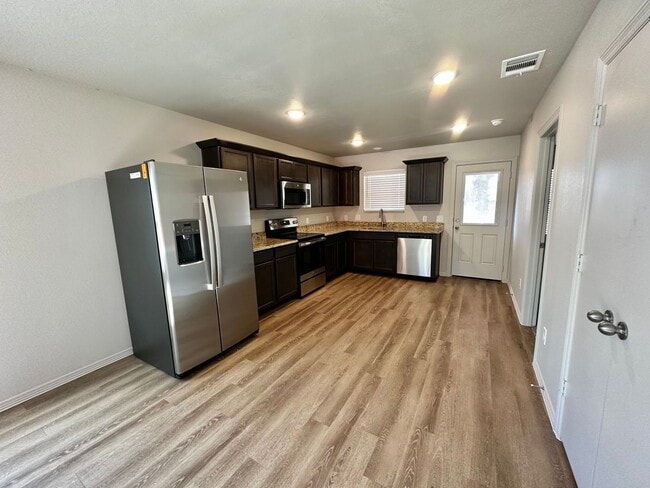 Building Photo - Somerville - NEW BUILD - 3 bedrooms / 2 ba...
