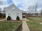 Primary Photo - 2 Bedroom, 1 Bathroom Home in Independence...
