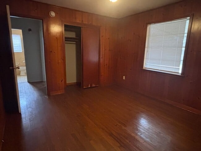 Foto del edificio - 1612 Maria Dr