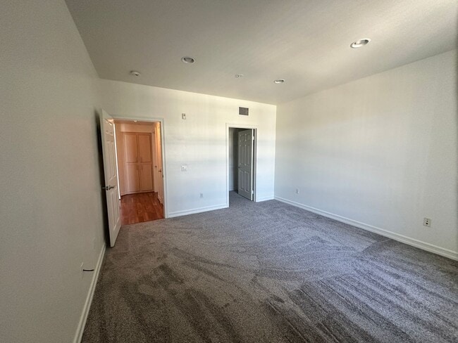 Foto del edificio - 1465 C St