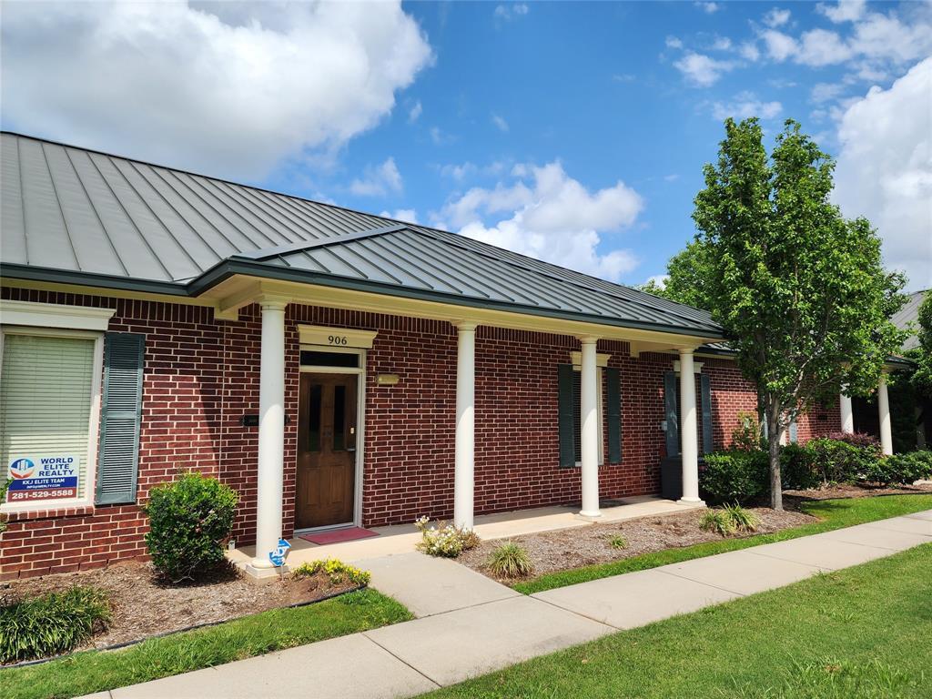 Primary Photo - 4501 Cartwright Rd