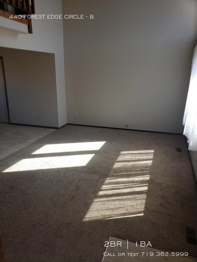 Building Photo - DUPLEX FOR RENT IN THE HEART OF WOODLAND PARK