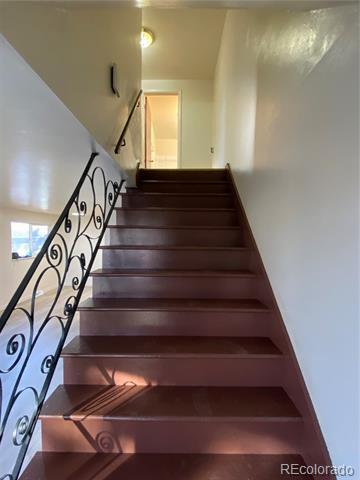 Foto del edificio - 7325 Tennyson St