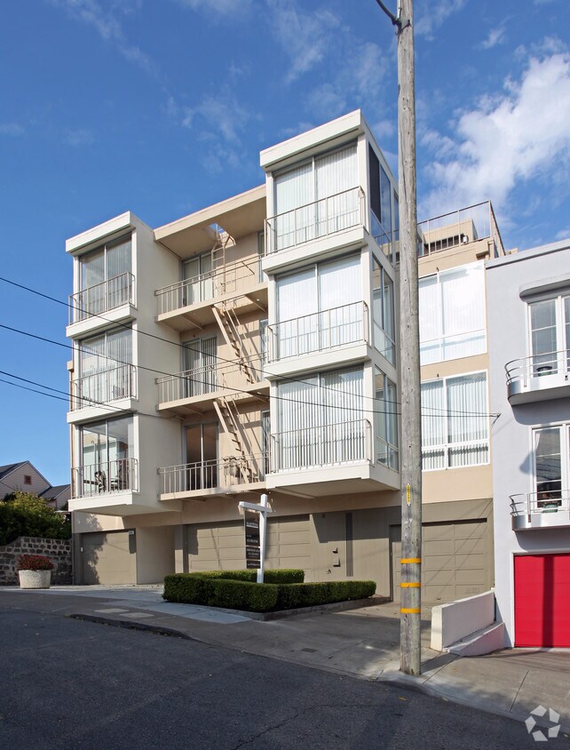 Primary Photo - 470 Collingwood St