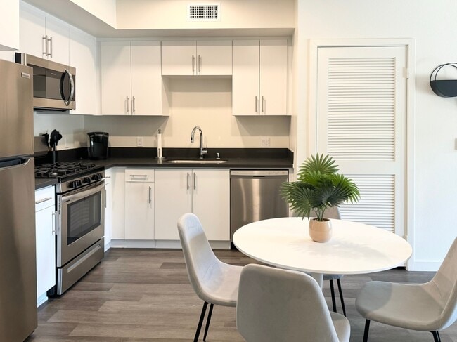 Building Photo - The Centennial Apartments - 10555 Bloomfield