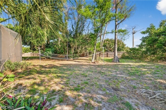 Building Photo - 1576 Beechwood Trail