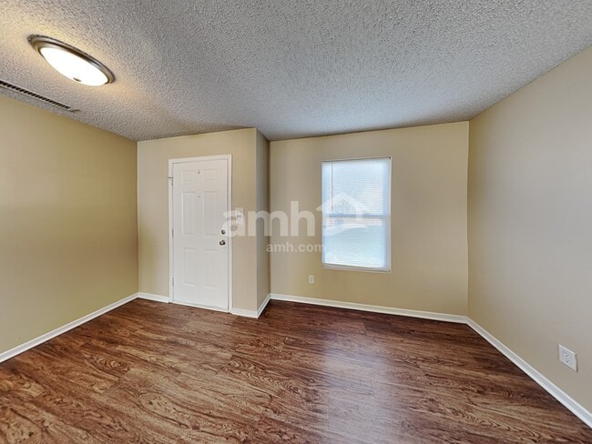 Building Photo - 8327 Wanda Lake Dr