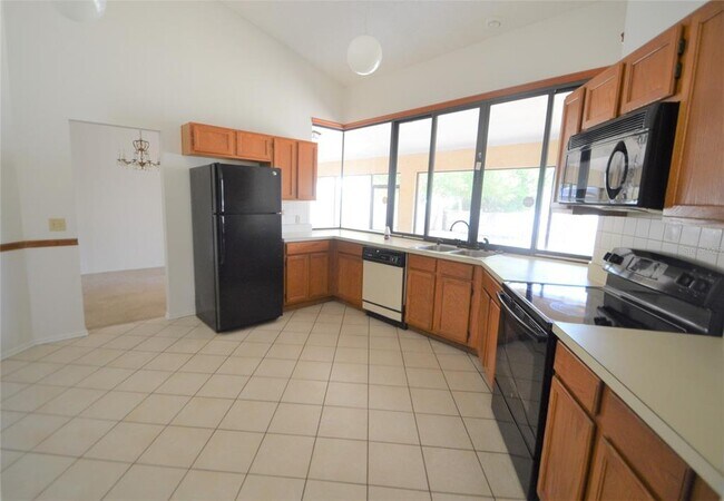 Building Photo - 620 S Anchor Dr