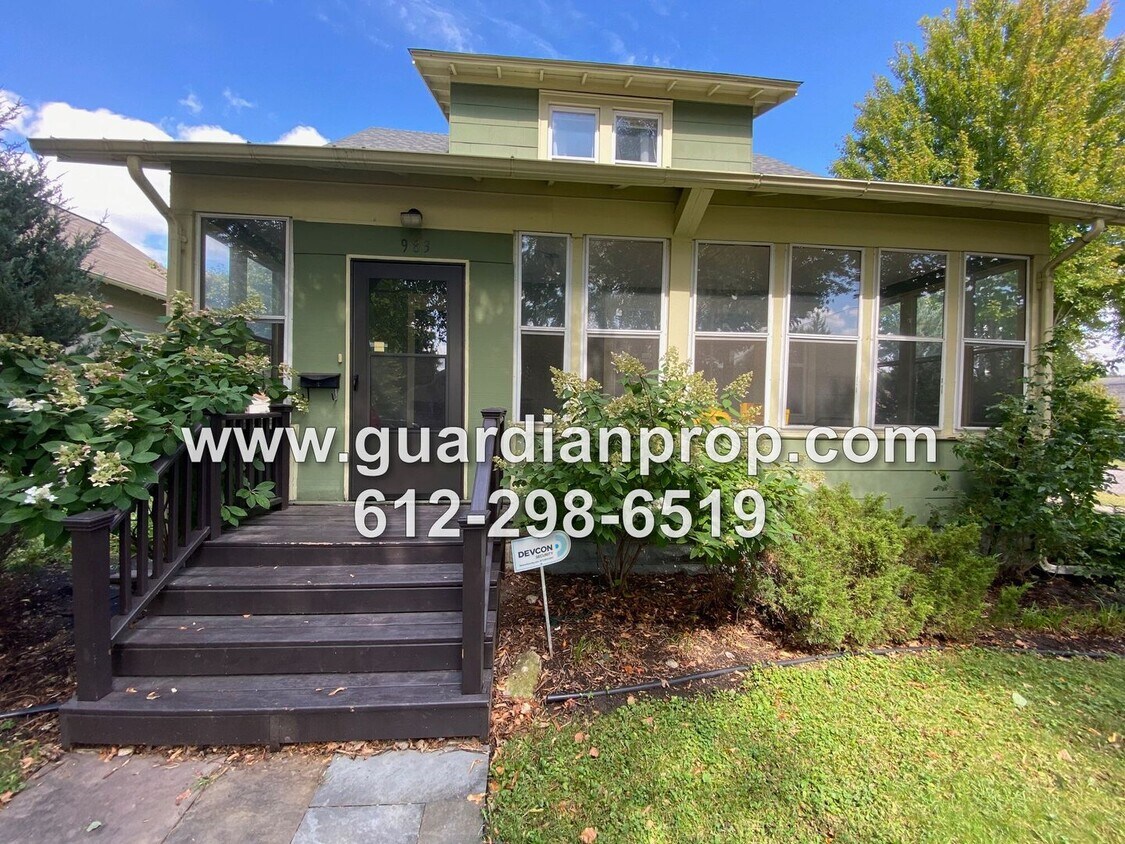 Foto principal - House on Corner Lot Available July 1st, Up...