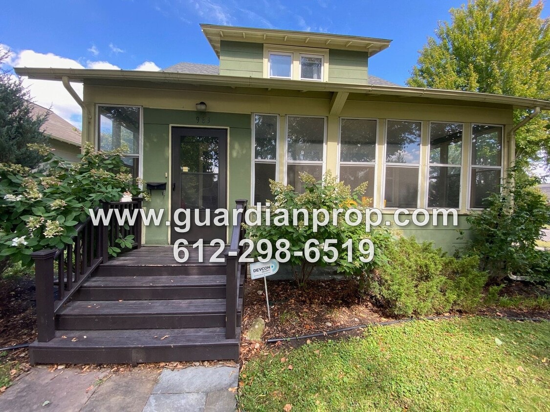 Primary Photo - House on Corner Lot Available July 1st, Up...