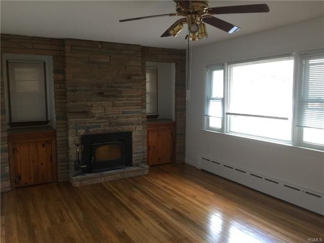 Primary Photo - 11 Brisman Dr