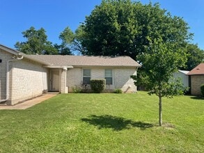 Building Photo - 7208 Southridge Trail
