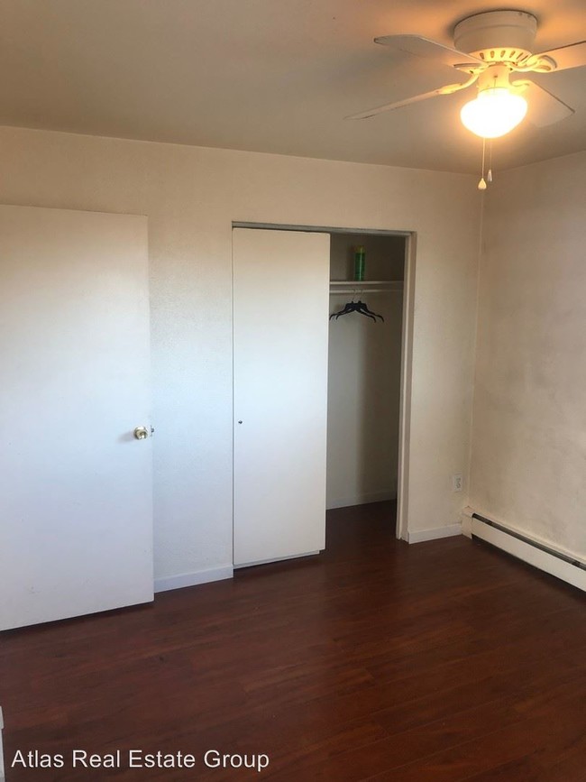 Building Photo - 9945 W 59th Pl