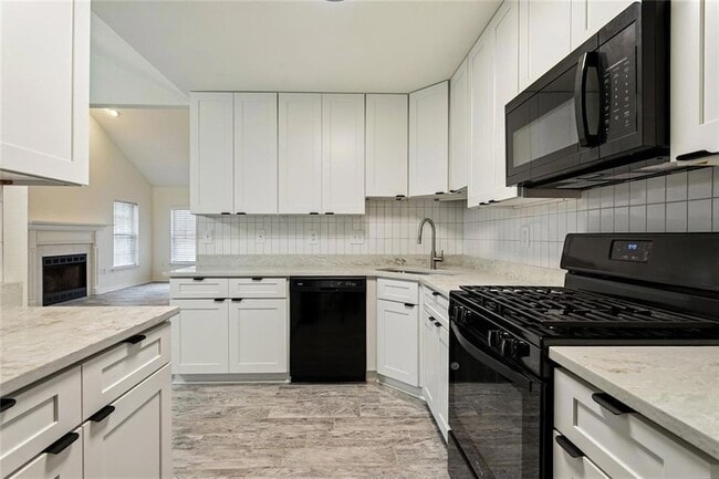 Foto del edificio - 405 Bon Temps Roule