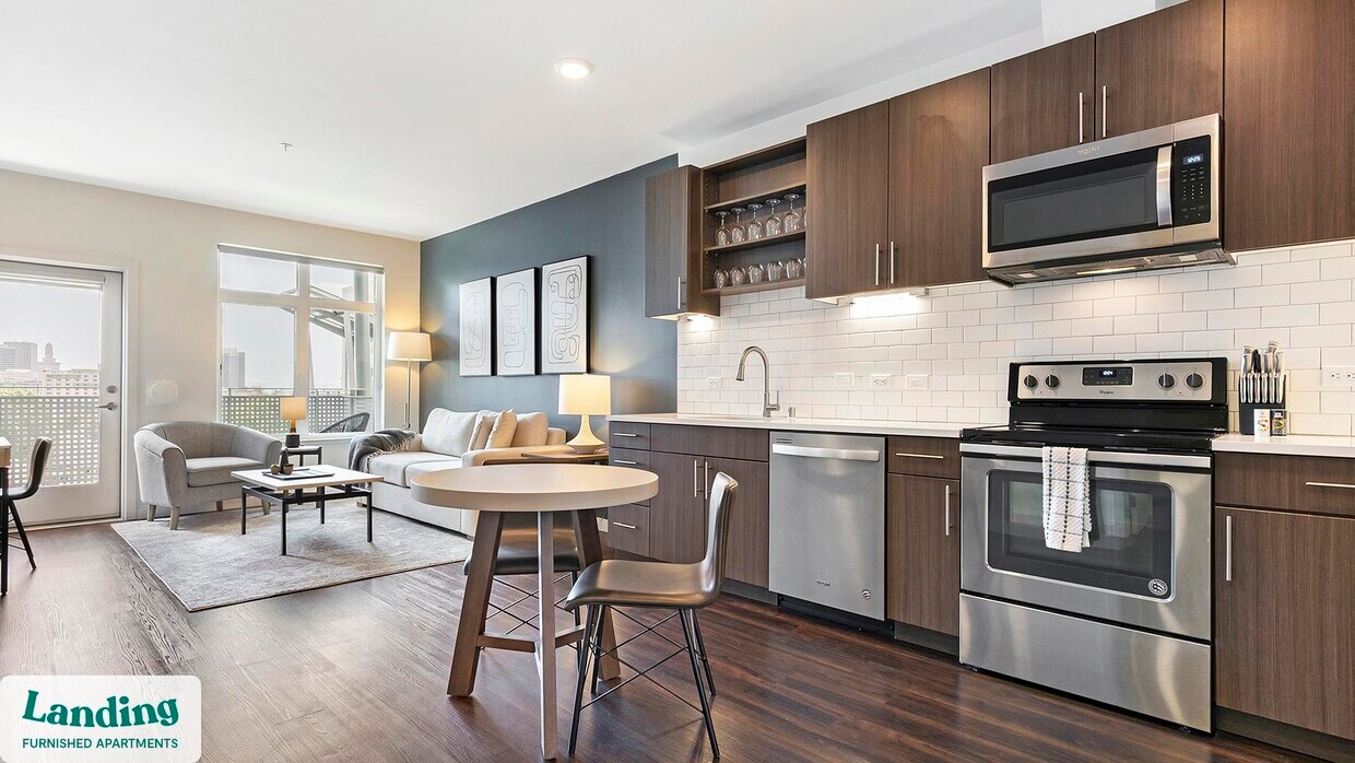 Foto principal - 9015 Kings Grant Dr