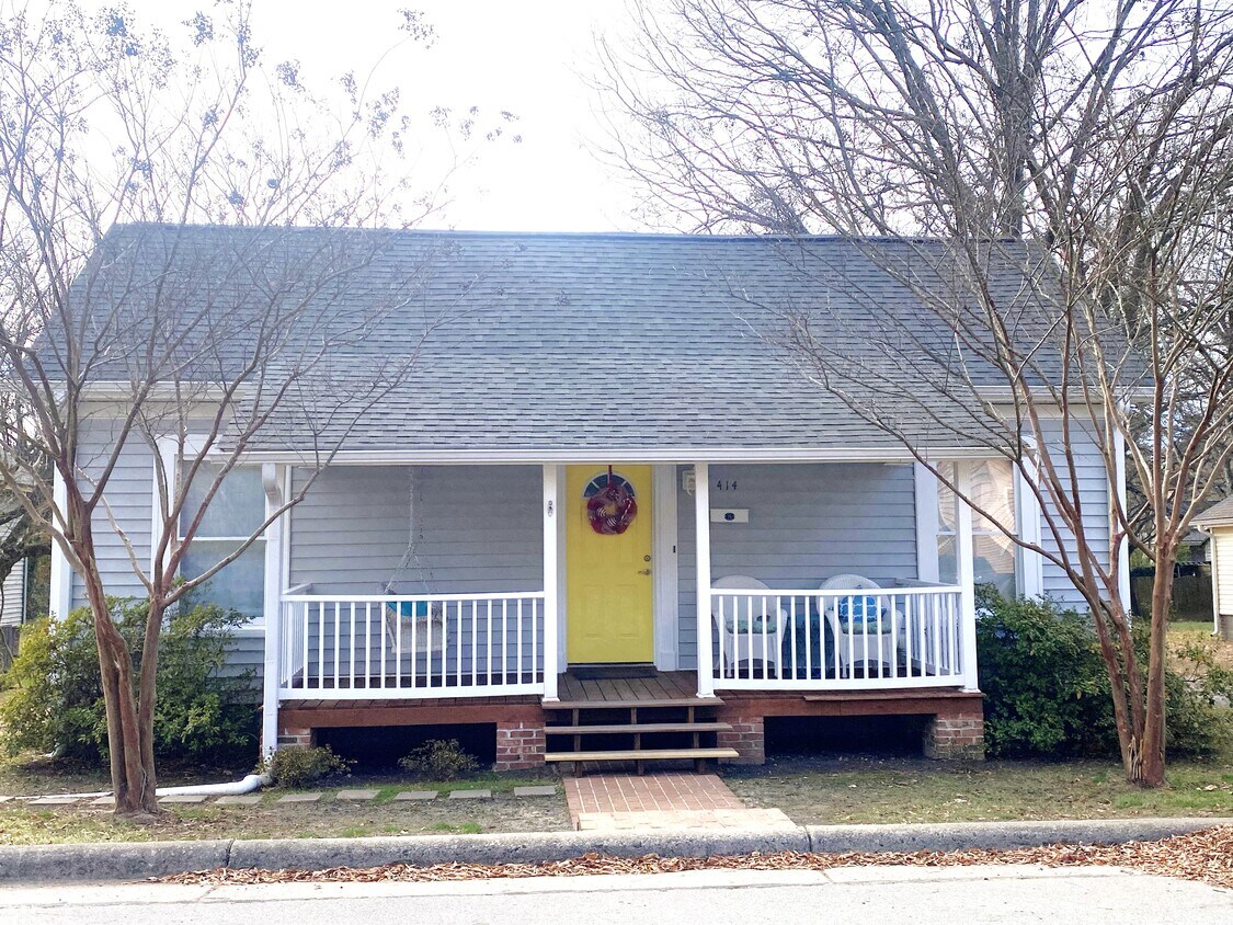 Primary Photo - 414 Harris St