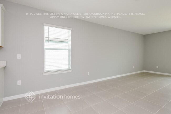 Foto del edificio - 117 Royal Fern Dr