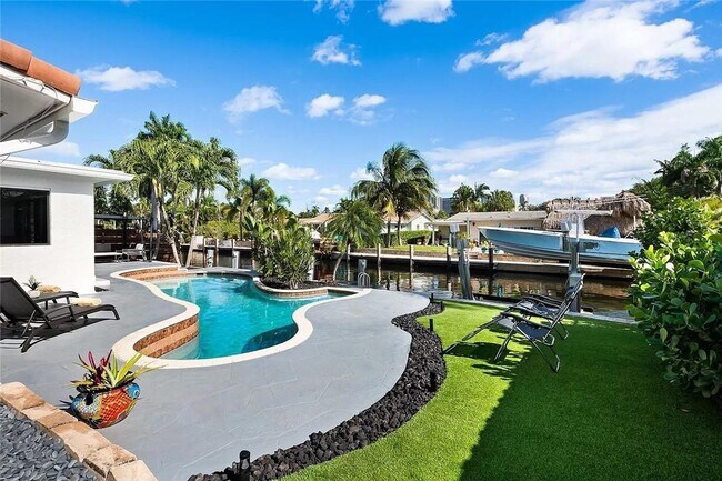 Foto del edificio - 530 SW 11th Ave