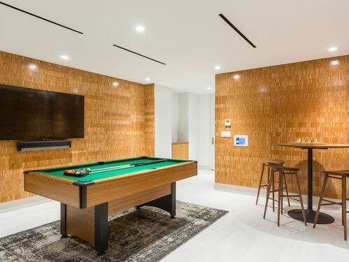 Foto del edificio - 337 E 27th St