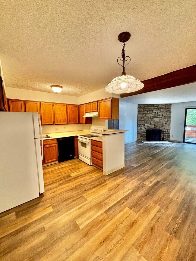 Foto del edificio - Spacious Green Mountain One Bedroom w/Pool...