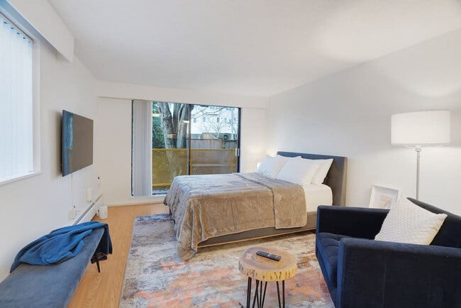 Building Photo - 1855 W 2nd Ave