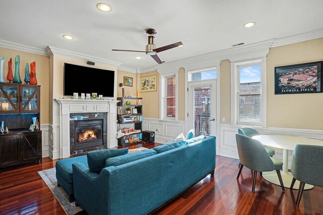 Foto del edificio - 2222 W Belmont Ave