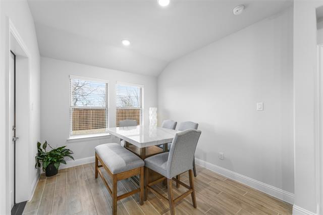 Foto del edificio - 1404 Kade Ave