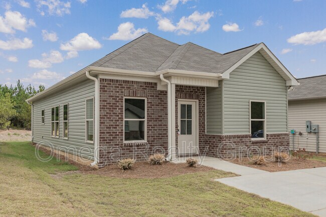Building Photo - 165 Cedar Ridge