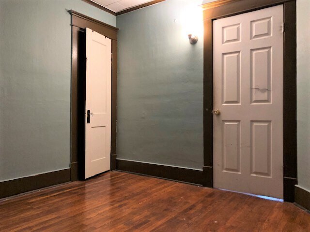 Building Photo - 84 Mineral Springs Rd