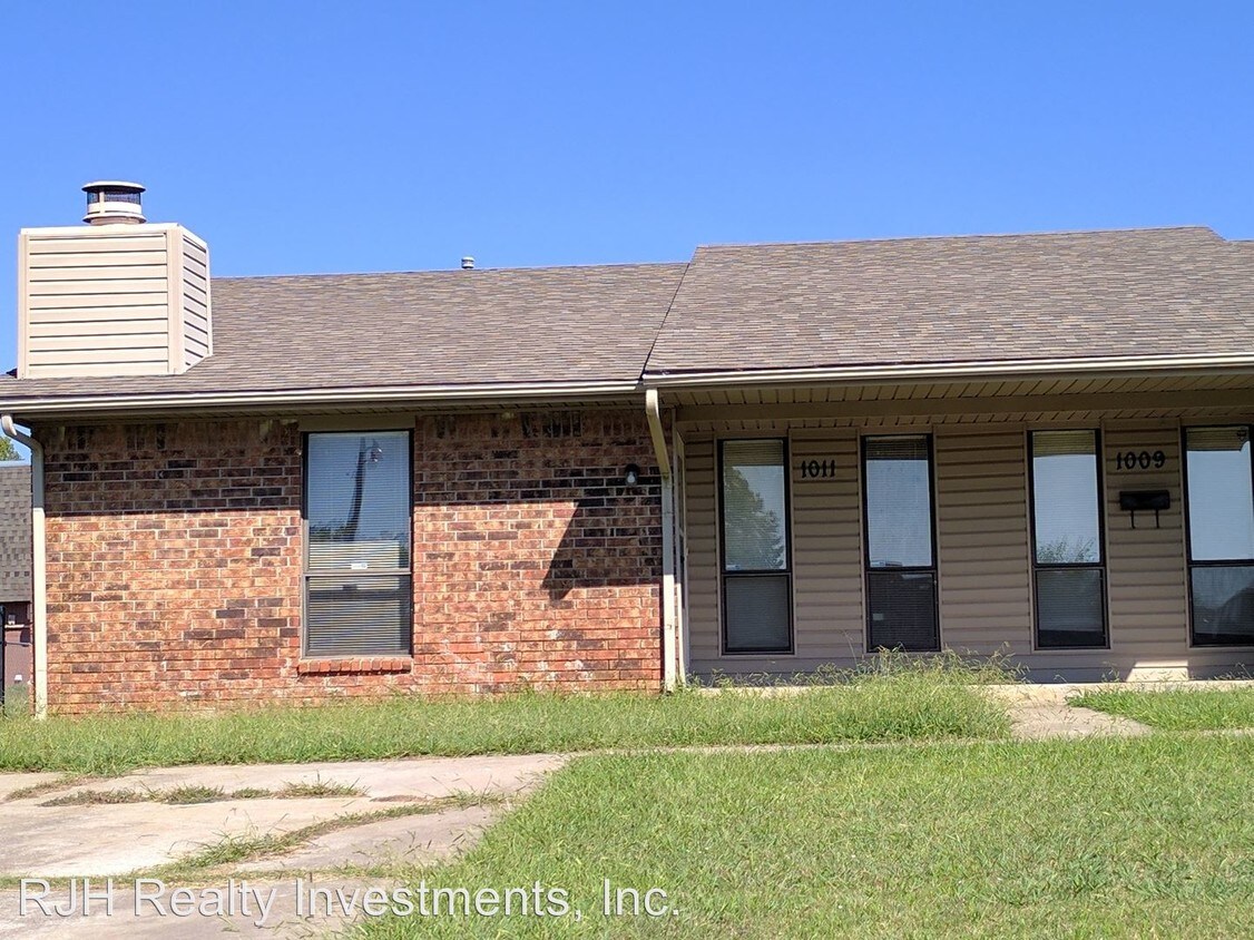 10091011 Acacia Cir, Noble, OK 73068 Apartment for Rent in Noble, OK