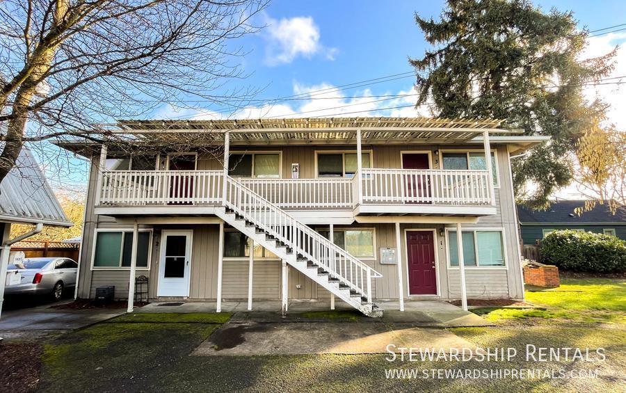 Photo - 1429 W. Broadway Avenue-3