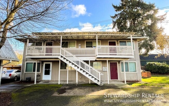 Photo - 1429 W Broadway Apartment